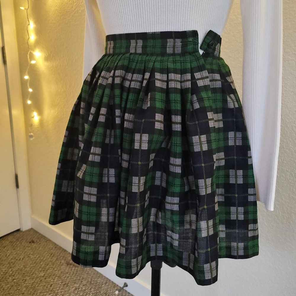 True Vintage Plaid Flare Skirt - Picture 5 of 10